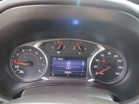 Used 2022 GMC Terrain SLE image 27