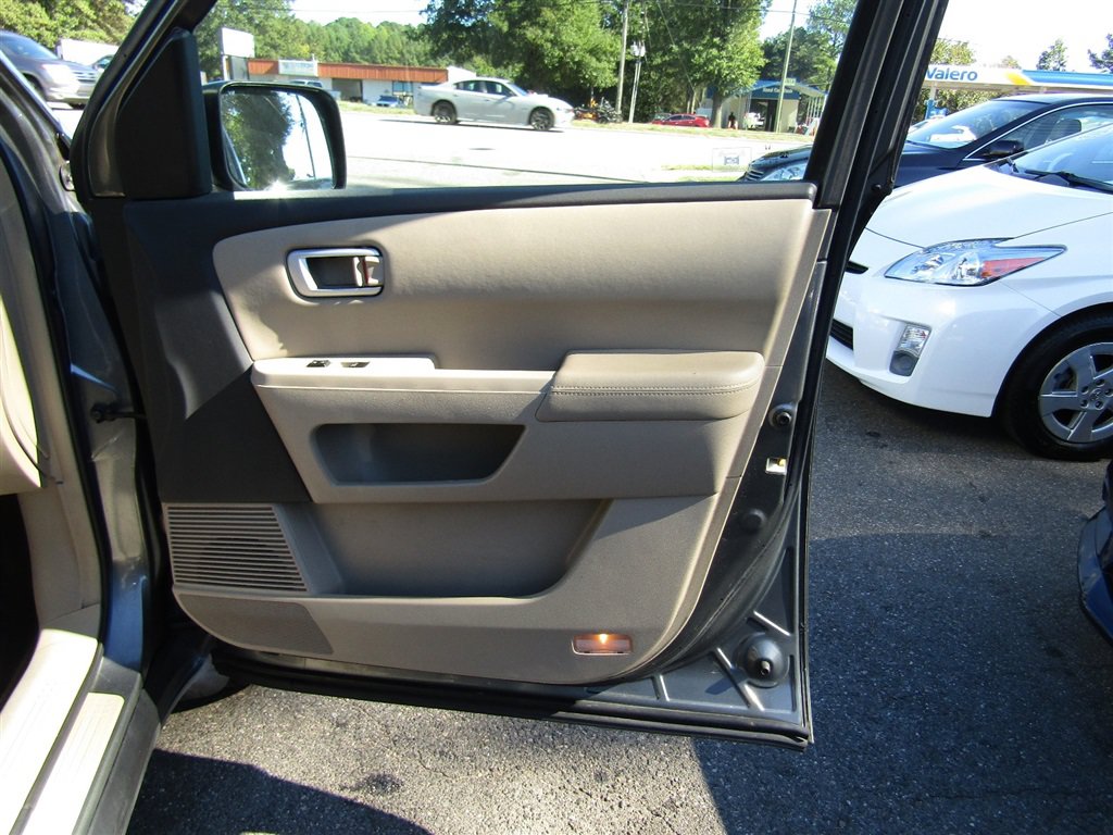 Used 2009 Honda Pilot EX-L image 23