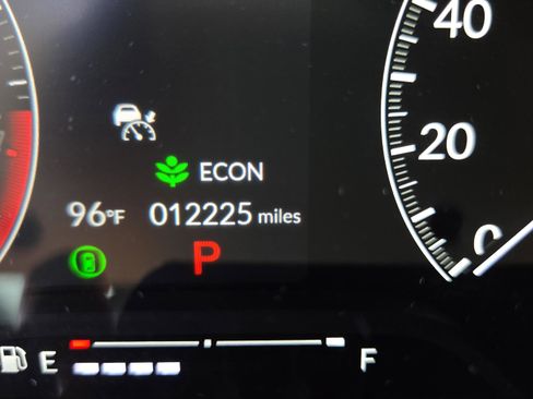 Used 2024 Honda Civic Sport image 25