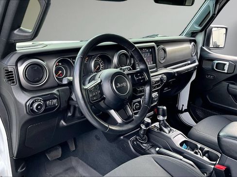Used 2022 Jeep Wrangler Unlimited Sport AWD/4WD image 18