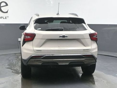 New 2026 Chevrolet Trax ACTIV w/ Driver Confidence Package FWD image 13