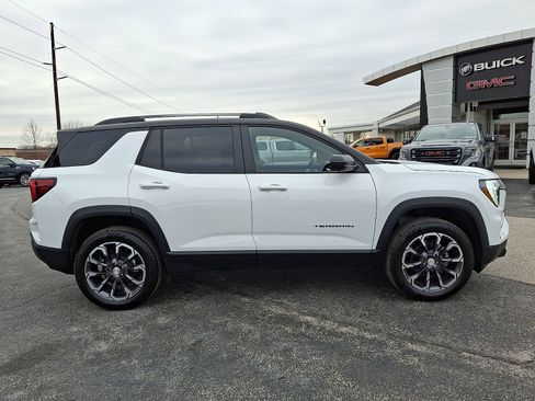 New 2026 GMC Terrain Elevation w/ Elevation Premium Package AWD/4WD image 9
