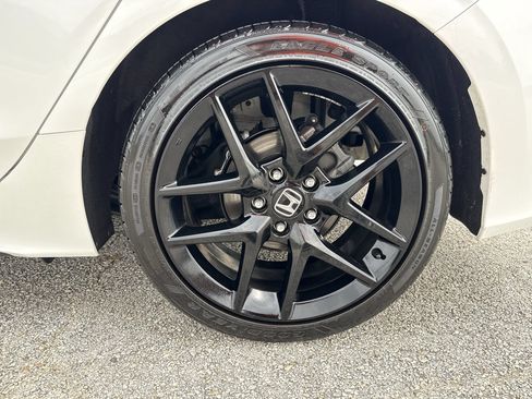 Used 2023 Honda Civic Sport image 18