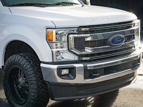 Used 2021 Ford F350 XLT w/ XLT Value Package image 4
