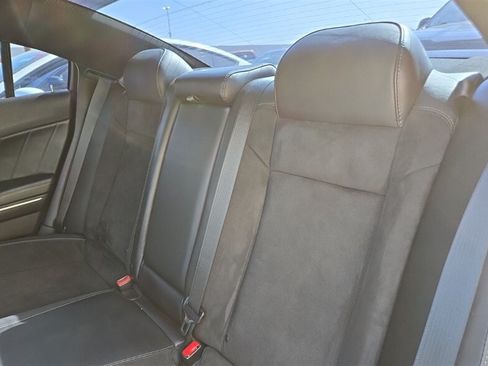 Used 2018 Dodge Charger R/T Scat Pack RWD image 8