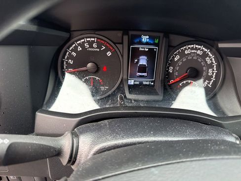 Used 2023 Toyota Tacoma SR AWD/4WD image 6