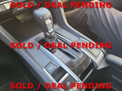 Used 2018 Honda Civic EX-L image 17