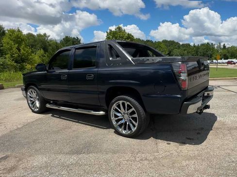 Used 2006 Chevrolet Avalanche LS RWD image 6