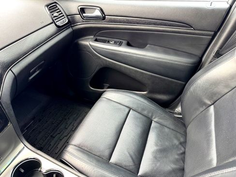 Used 2019 Jeep Grand Cherokee High Altitude image 30