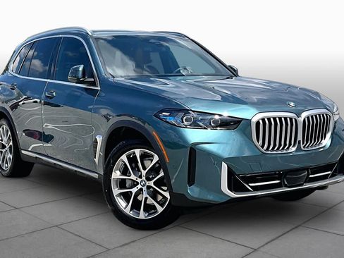 Used 2026 BMW X5 xDrive40i w/ Premium Package AWD/4WD image 3