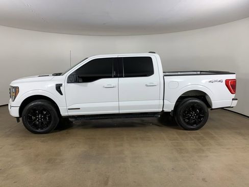 Used 2023 Ford F150 XLT w/ XLT Black Appearance Package AWD/4WD image 15