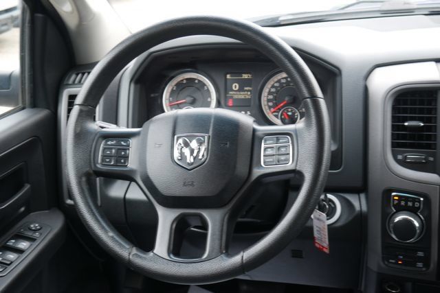 Used 2017 RAM 1500 Express w/ Express Value Package AWD/4WD image 14