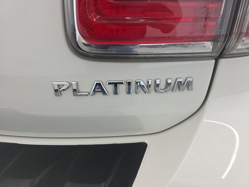 Used 2019 Nissan Armada Platinum w/ Captain's Chairs Package image 13