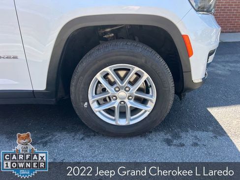 Used 2022 Jeep Grand Cherokee L Laredo w/ Luxury Tech Group I image 12