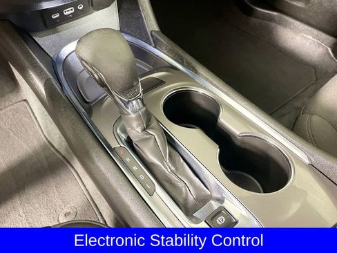 Used 2023 Chevrolet Malibu LT image 19