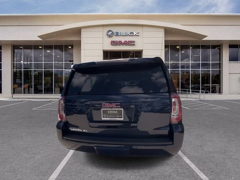 Certified 2020 GMC Yukon XL SLT w/ HD Trailering Package RWD image 12