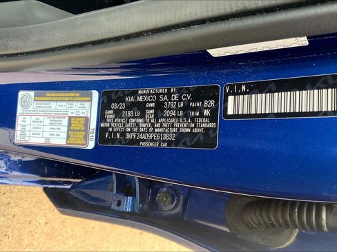 Used 2023 Kia Forte LXS FWD image 32