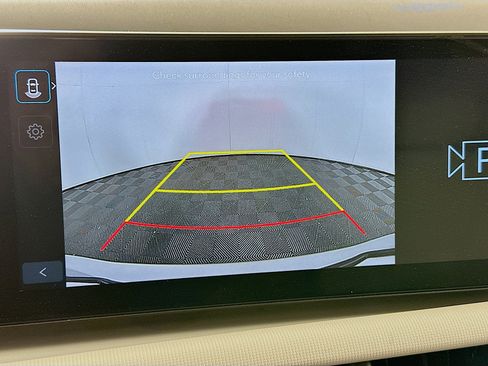 Used 2025 Hyundai Tucson SEL FWD image 22