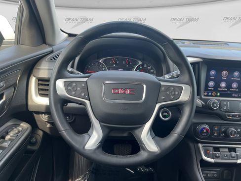 Used 2024 GMC Terrain SLT AWD/4WD image 14