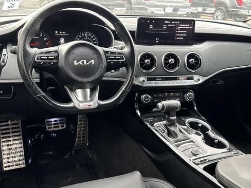 Used 2022 Kia Stinger GT-Line RWD image 6