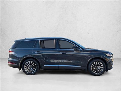 Used 2021 Lincoln Aviator Reserve w/ Equipment Group 201A image 4