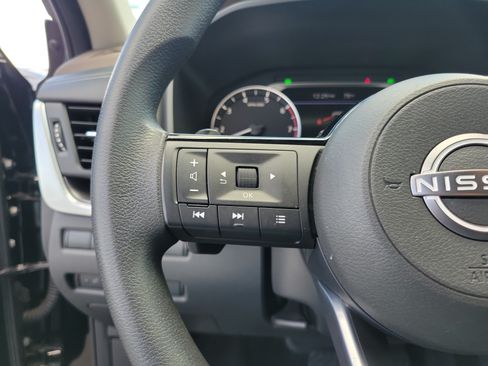 Certified 2023 Nissan Rogue SV AWD/4WD image 22