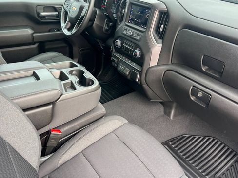 Used 2024 Chevrolet Silverado 2500 Custom w/ Custom Value Package AWD/4WD image 12