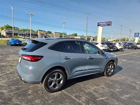 Used 2023 Ford Escape ST-Line Select AWD/4WD image 29