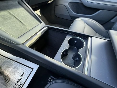 Used 2025 Tesla Model 3 Long Range image 25