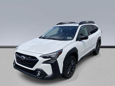 Used 2025 Subaru Outback Onyx Edition XT AWD/4WD image 1