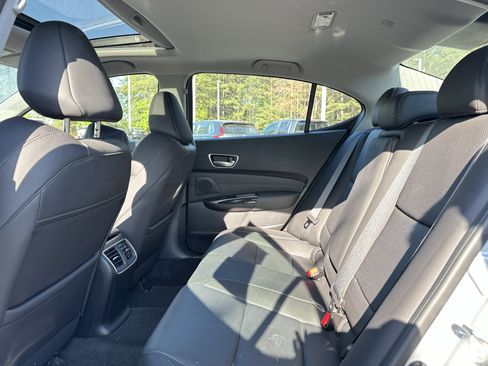 Used 2018 Acura TLX w/ Technology Package image 9