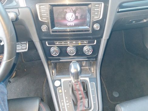 Used 2015 Volkswagen GTI Autobahn image 11
