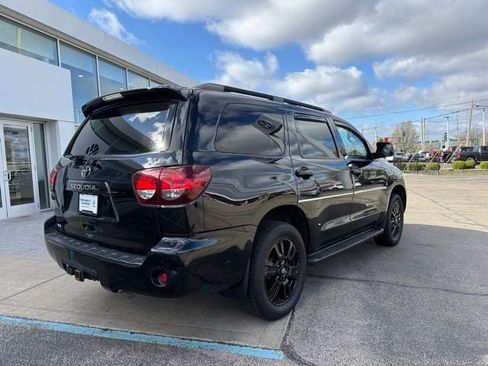 Used 2018 Toyota Sequoia TRD Sport image 6