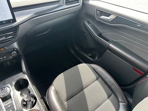 Used 2024 Ford Escape ST-Line w/ Tech Pack #1 AWD/4WD image 24