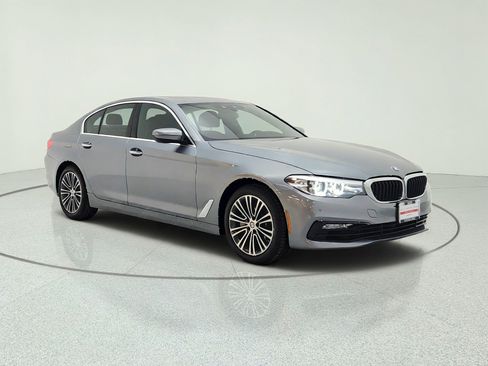 Used 2018 BMW 540i xDrive AWD/4WD image 3