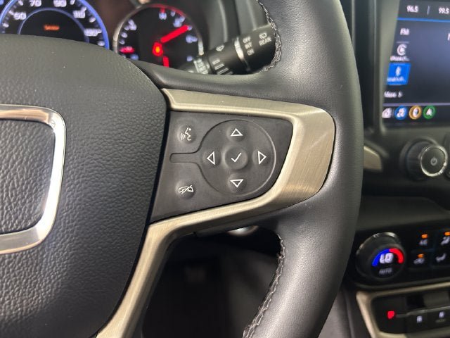 Used 2023 GMC Terrain Denali AWD/4WD image 16
