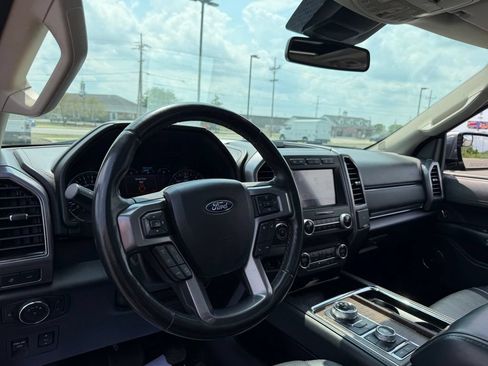 Used 2020 Ford Expedition Platinum AWD/4WD image 11