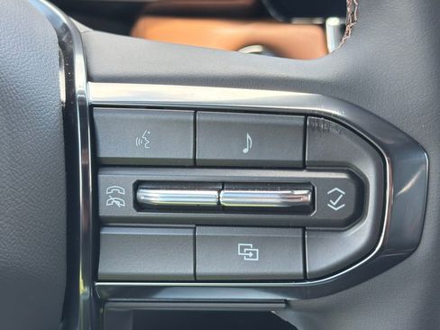 New 2026 GMC Canyon AT4 AWD/4WD image 19