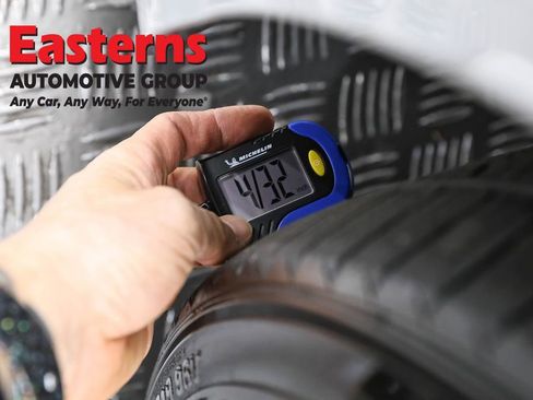 Used 2023 Toyota Camry XSE image 28