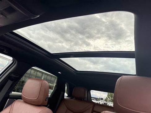 Certified 2024 Cadillac XT5 Sportv w/ Technology Package AWD/4WD image 51