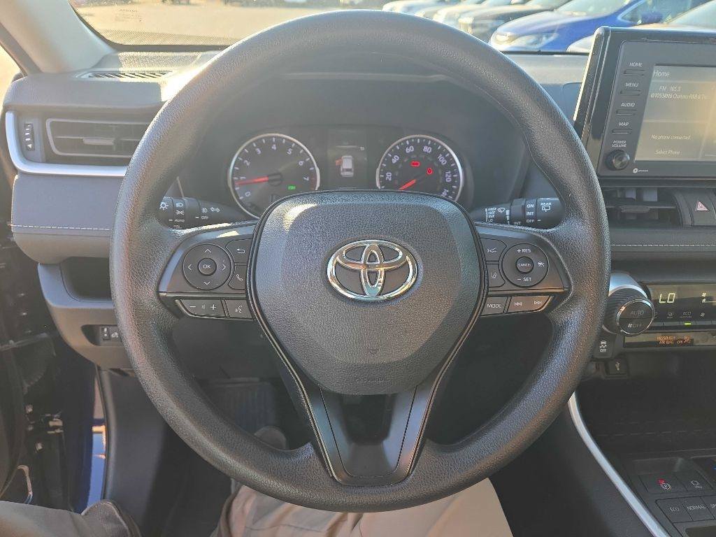 Used 2020 Toyota RAV4 XLE FWD image 14
