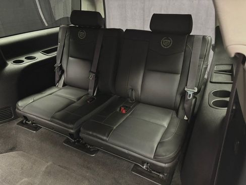 Used 2014 Cadillac Escalade ESV Platinum AWD/4WD image 31