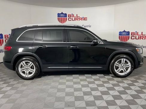 Used 2020 Mercedes-Benz GLB 250 image 2