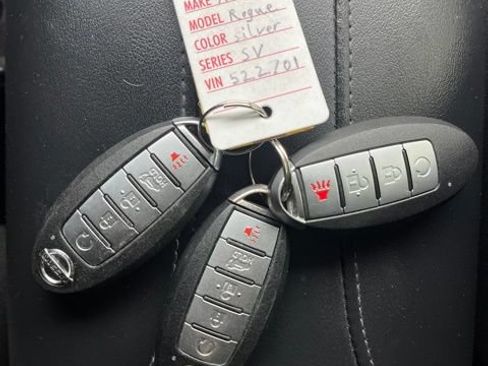 Used 2019 Nissan Rogue SV AWD/4WD image 54