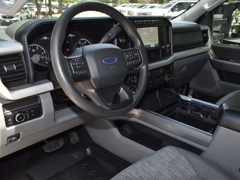 Used 2023 Ford F250 XLT w/ FX4 Off-Road Package AWD/4WD image 33