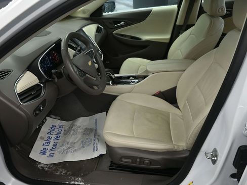 Used 2023 Chevrolet Malibu LT w/ Driver Confidence Package image 17