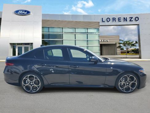 Used 2022 Alfa Romeo Giulia Ti w/ Active Assist Plus Package image 4