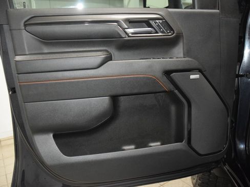 Used 2024 GMC Sierra 2500 AT4 w/ AT4 Premium Plus Package image 45