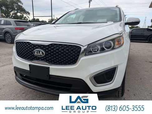Used 2018 Kia Sorento AWD image 7