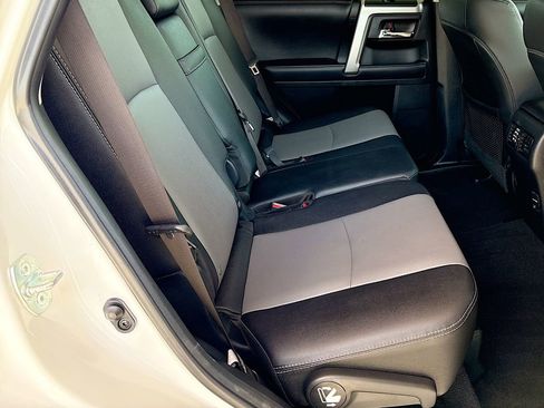 Used 2019 Toyota 4Runner SR5 Premium AWD/4WD image 21